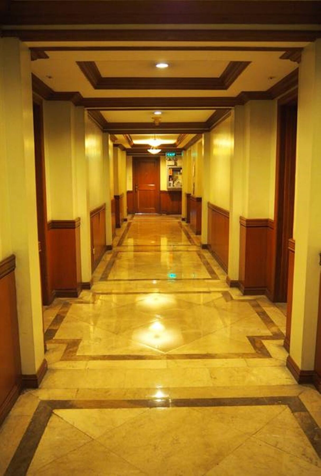 Suites De Marina Manila With Netflix エクステリア 写真